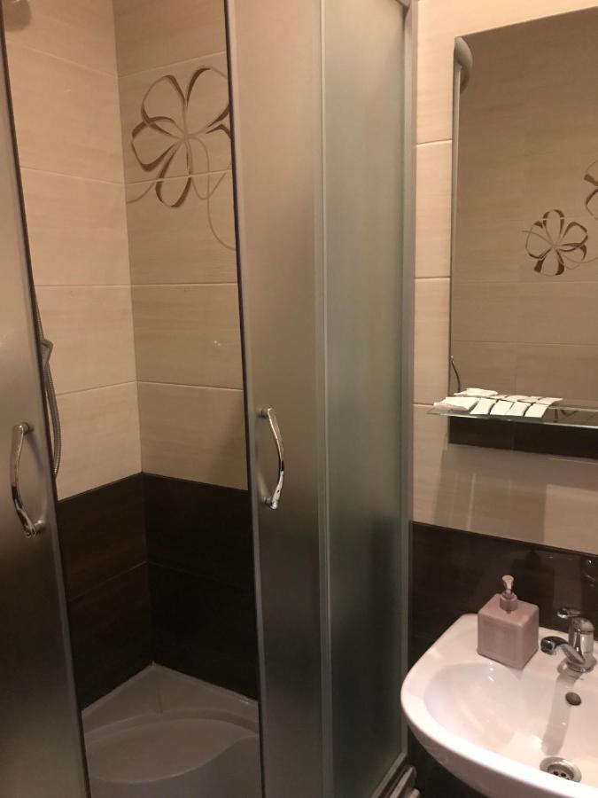 Hotel 18 Lviv Kültér fotó