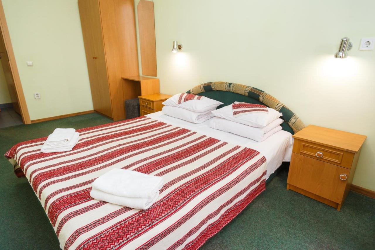 Hotel 18 Lviv Kültér fotó