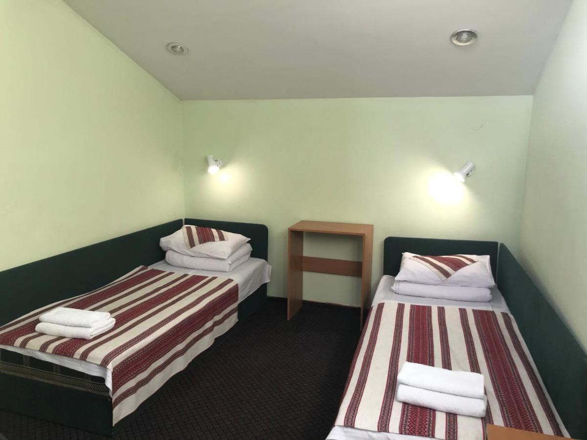 Hotel 18 Lviv Kültér fotó